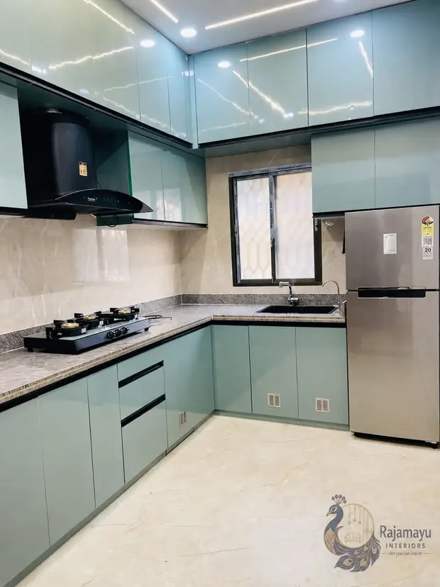 Kitchen with tall unit and appliance bay