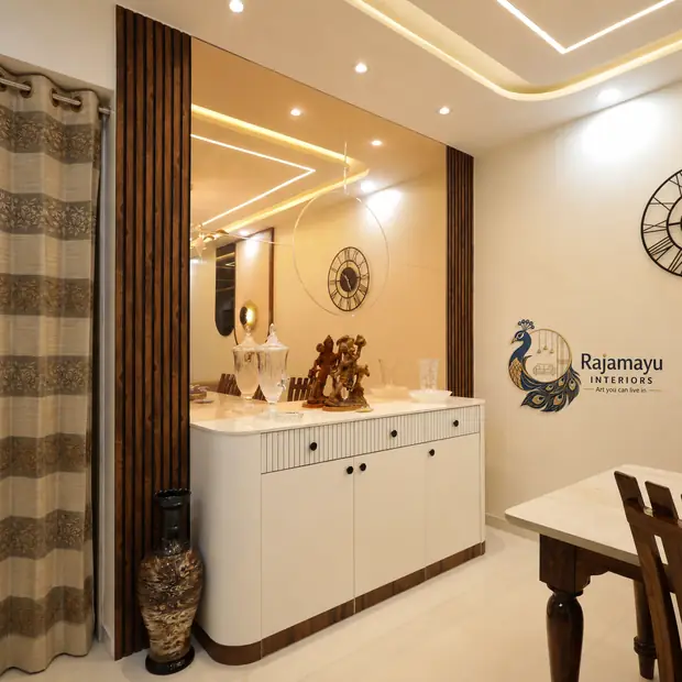 Dining with crockery and display unit