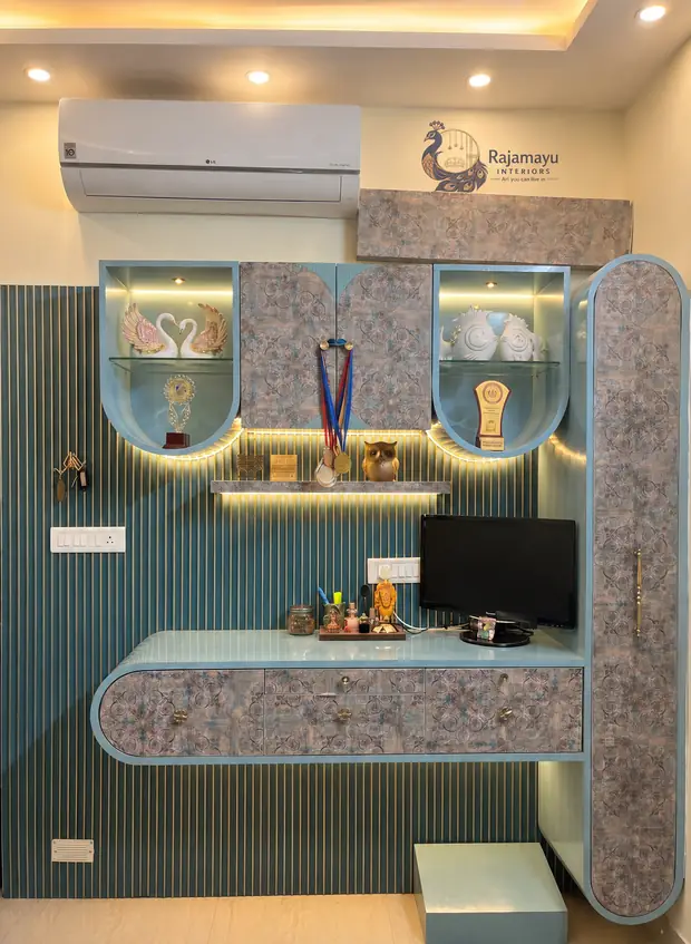 Study and display unit in blue