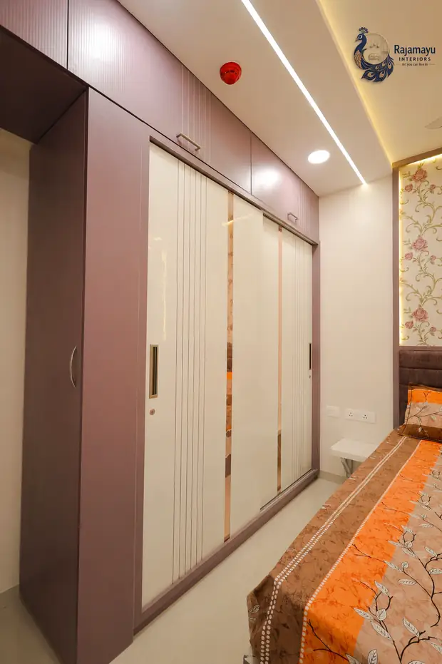 Wardrobe with panelled shutters